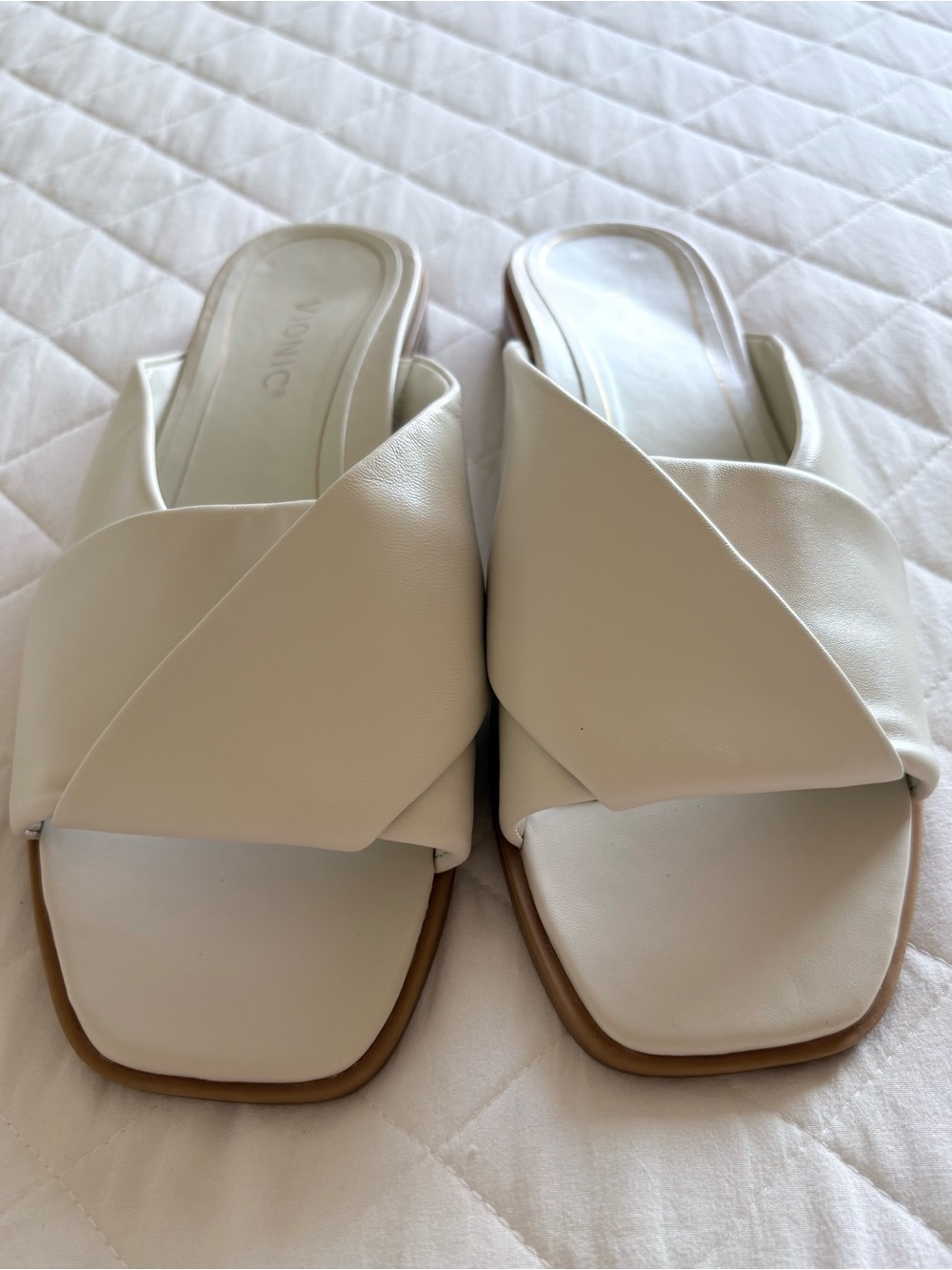 VIONIC Miramar Cream Leather Comfort Slide Sandals Size 9